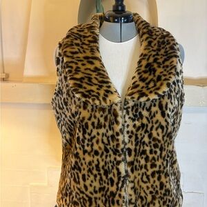 Vintage Leopard Print Faux Fur Vest